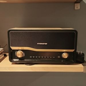 Monster Retro speaker